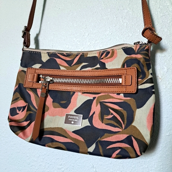Fossil Handbags - Fossil Dawson Crossbody Floral Bag